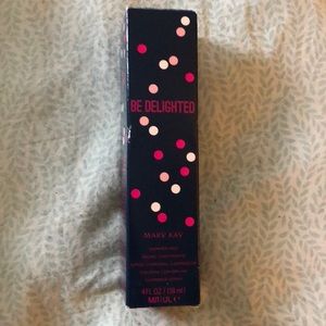 Mary Kay Shimmer Mist 4OZ NEW